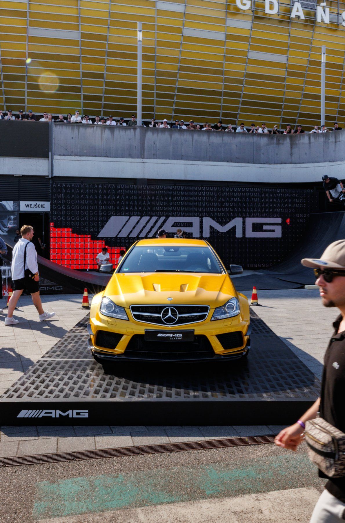 AMG C63 Black Series bei Ultrace Gdansk — Rough & Grainy Edit