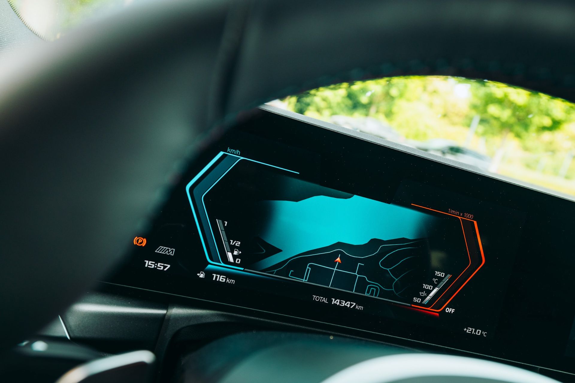 BMW M — Display – Automobilfotografie von lariishot